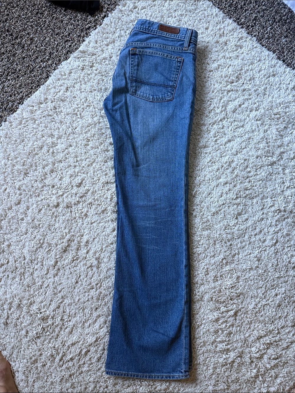 RL women’s Classic Straight-Leg Blue Jeans size 4
